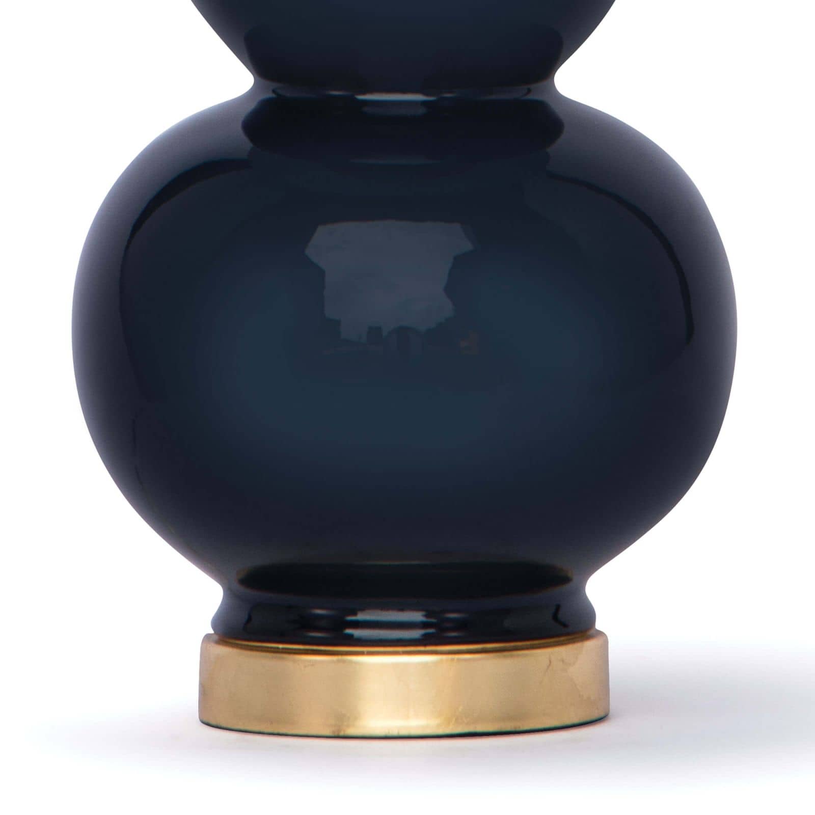 Madison Ceramic Table Lamp | Regina Andrew Detroit
